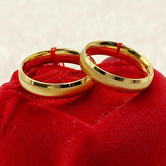 Radiant 18k Wedding Ring 1.70g