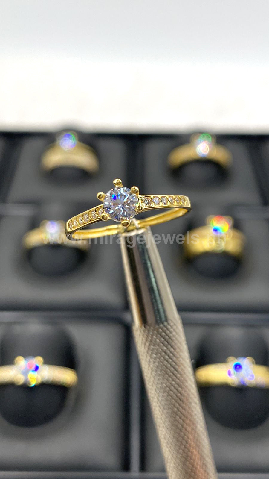 Nicky 18K Ring in 18K Real Gold – Mirage Jewels